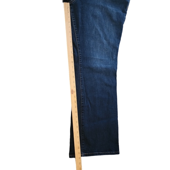 Torrid Denim Relaxed Boot Jeans Women’s Size 20R Dark Wash Stretch - Picture 8 of 9